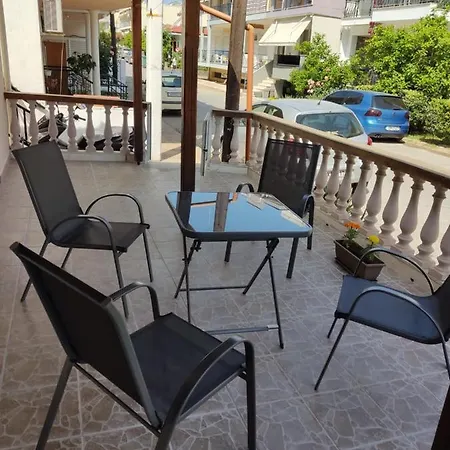 House Ritsa Vakantiehuis *